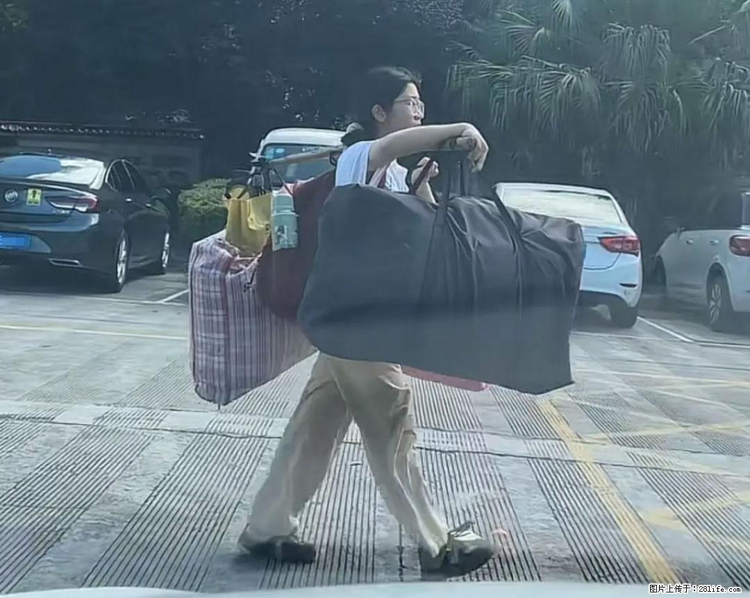 全网追的“扁担女孩”,找了一份暑假工,时薪12元 - 台州生活资讯 - 台州28生活网 tz.28life.com